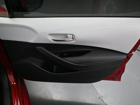 Certified 2025 Toyota Corolla SE FWD image 31