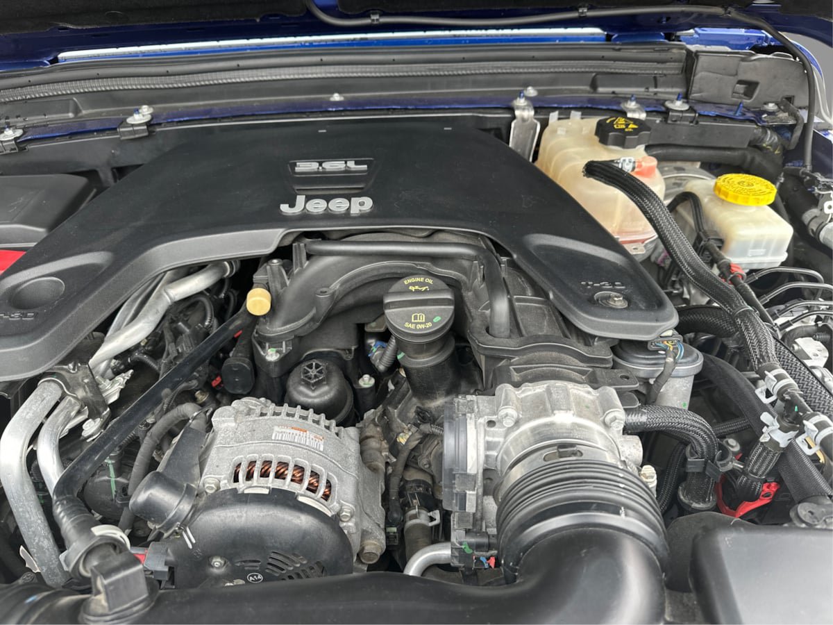 Used 2019 Jeep Wrangler Unlimited Rubicon AWD/4WD image 38