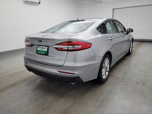 Used 2020 Ford Fusion SE image 9
