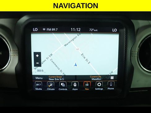 Used 2023 Jeep Gladiator Overland AWD/4WD image 6