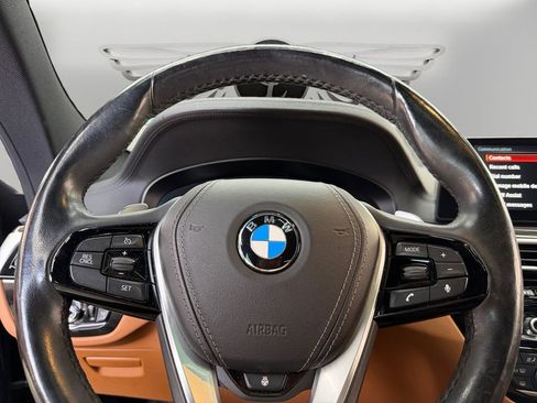 Used 2018 BMW 640i Gran Turismo xDrive image 16