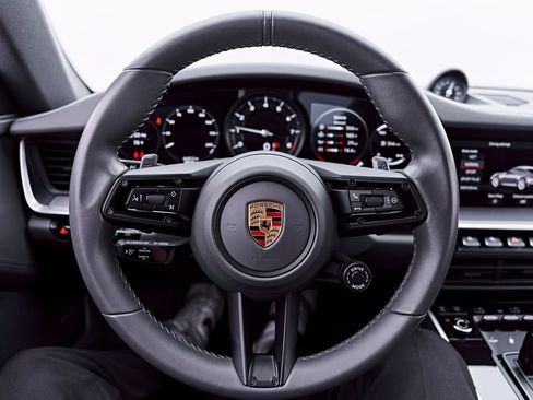 Used 2020 Porsche 911 Carrera 4S AWD/4WD image 50