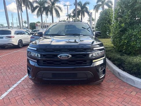Used 2024 Ford Expedition Max Limited RWD image 2