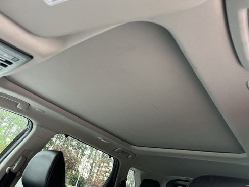 Certified 2023 Nissan Rogue SL w/ SL Premium Package image 18