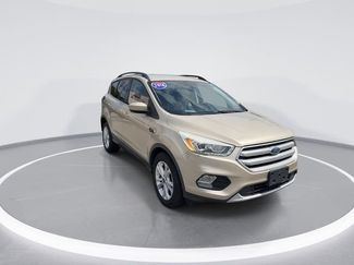 Used 2018 Ford Escape SEL FWD video 1