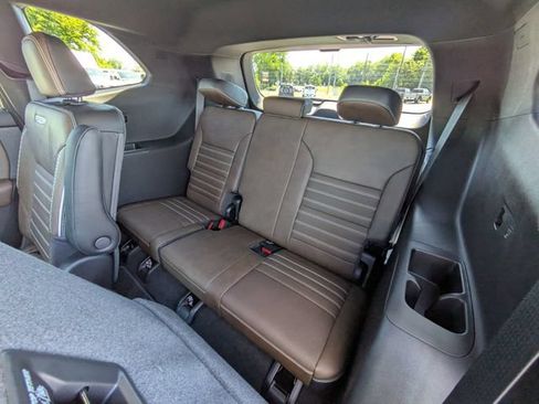 New 2026 GMC Acadia Denali Ultimate AWD/4WD image 28