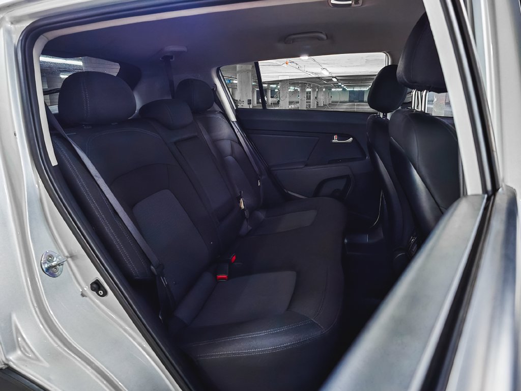 Used 2015 Kia Sportage LX FWD image 28
