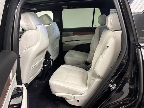 New 2026 Cadillac Vistiq Sport w/ LPO, Floor Liner Package image 49