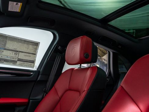 New 2026 Porsche Macan AWD/4WD image 26