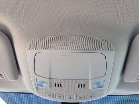 Used 2024 Ford Edge Titanium image 16