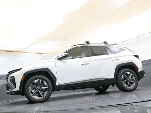 Certified 2025 Hyundai Tucson SEL AWD/4WD image 31