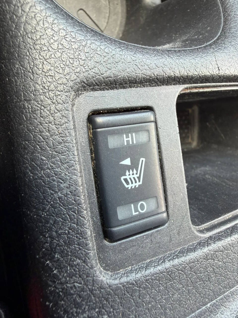 Used 2020 Nissan Rogue SV AWD/4WD image 17