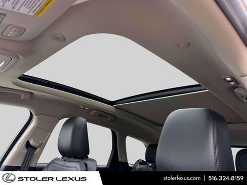 Used 2024 Lincoln Corsair AWD w/ Equipment Group 101A image 25