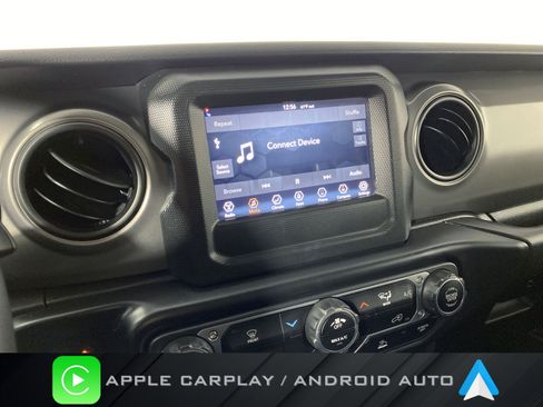 Used 2022 Jeep Wrangler Unlimited Sport image 2