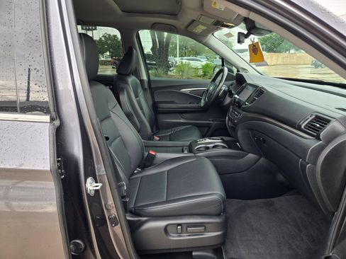 Used 2023 Honda Ridgeline RTL-E image 24
