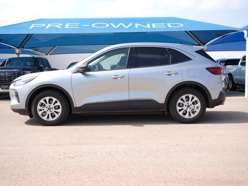 Used 2024 Ford Escape Active FWD image 2