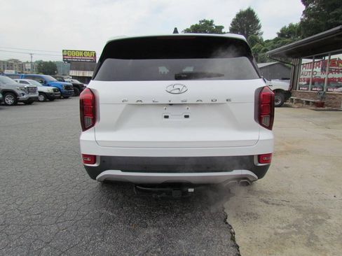Used 2022 Hyundai Palisade SEL w/ 8P Bench Seat Package FWD image 4