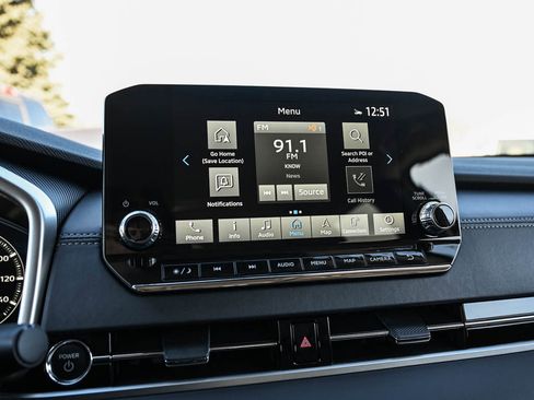 New 2025 Mitsubishi Outlander SE image 24