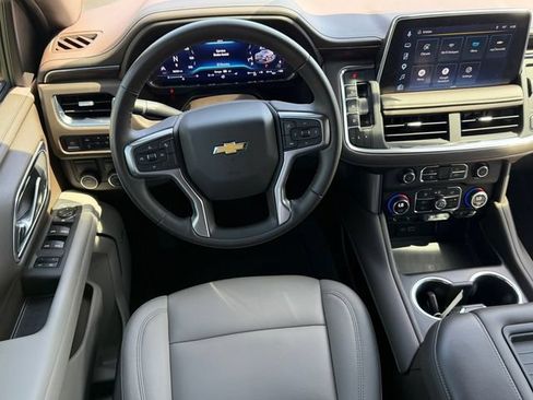 Used 2023 Chevrolet Tahoe LT RWD image 16