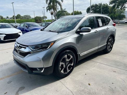 Used 2019 Honda CR-V Touring image 3