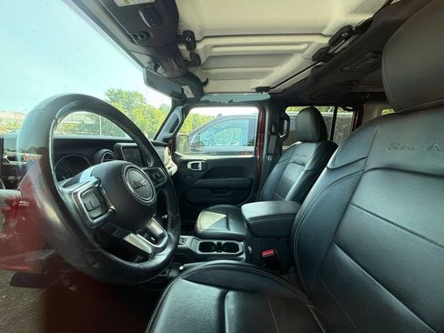 Used 2021 Jeep Wrangler Unlimited Sahara w/ Cold Weather Group AWD/4WD image 4