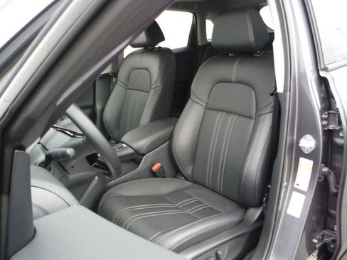Certified 2025 Honda HR-V EX-L image 14
