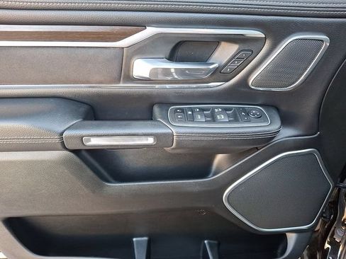 Used 2022 RAM 1500 Laramie AWD/4WD image 14