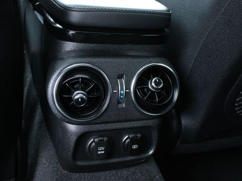 Used 2022 Kia Stinger GT-Line w/ Sun & Sound Package AWD/4WD image 20