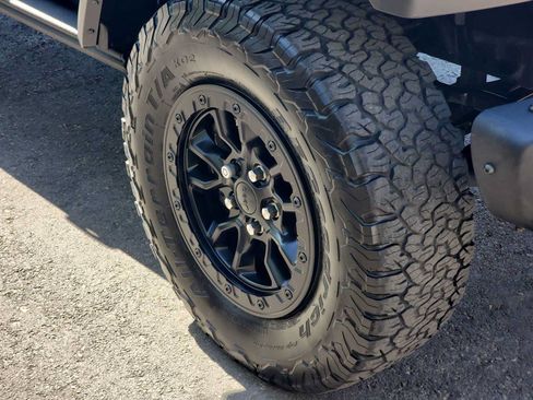 Used 2023 Jeep Wrangler Unlimited Rubicon 4xe AWD/4WD image 12