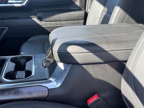 Certified 2025 Chevrolet Silverado 3500 LTZ w/ LTZ Convenience Package image 11