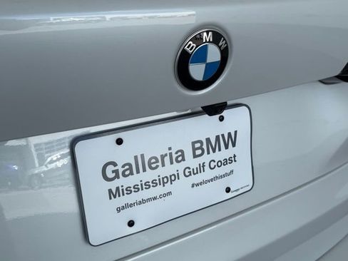 Used 2026 BMW X5 sDrive40i w/ M Sport Package image 8