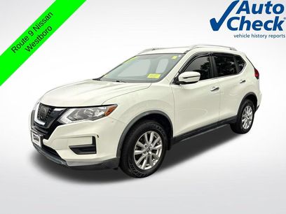 Used 2017 Nissan Rogue SV