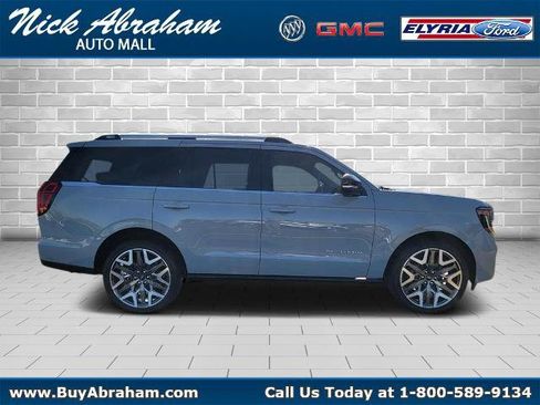 Certified 2025 Ford Expedition Platinum w/ Platinum Ultimate Package AWD/4WD image 1