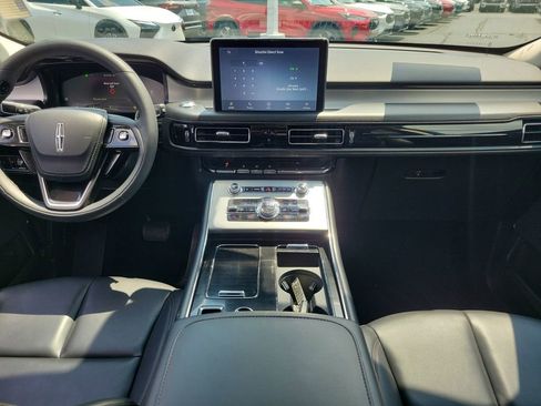 Certified 2023 Lincoln Aviator AWD w/ Premium Package image 11