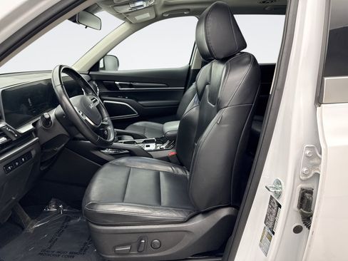Used 2023 Kia Telluride S w/ S Sunroof Package AWD/4WD image 11