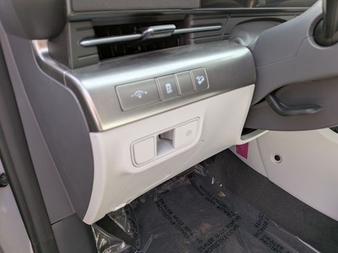 Certified 2026 Hyundai Kona SEL Sport FWD image 15