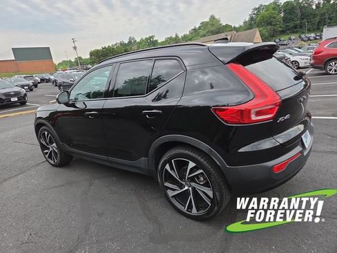 Used 2022 Volvo XC40 T5 R-Design w/ Advanced Package AWD/4WD image 5