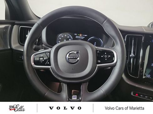 Used 2019 Volvo XC60 T8 R-Design w/ Protection Package Premier AWD/4WD image 18