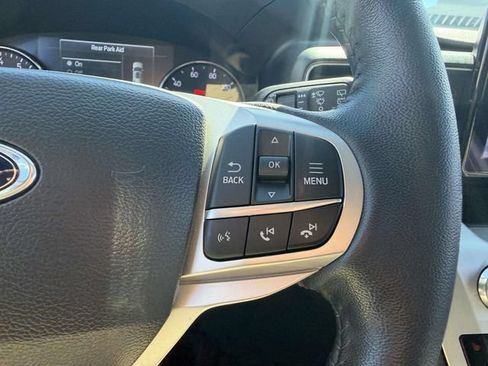 Used 2022 Ford Explorer XLT w/ Equipment Group 202A AWD/4WD image 23