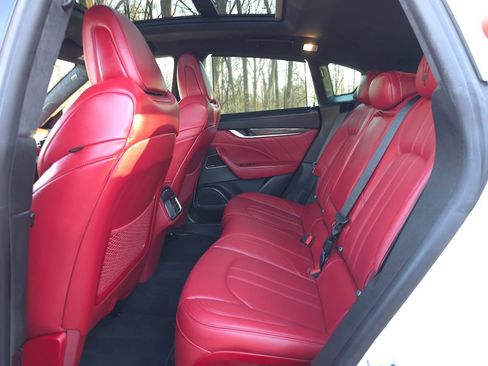 Used 2022 Maserati Levante GT image 15