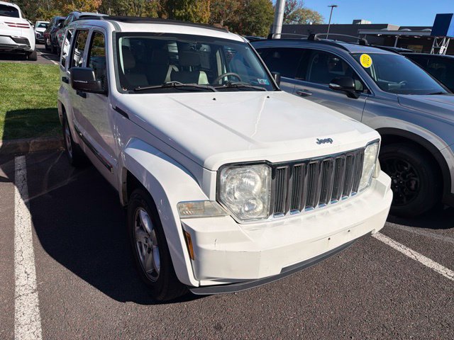 Used 2010 Jeep Liberty Limited AWD/4WD image 23