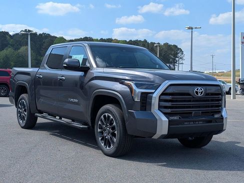 New 2026 Toyota Tundra Limited AWD/4WD image 7