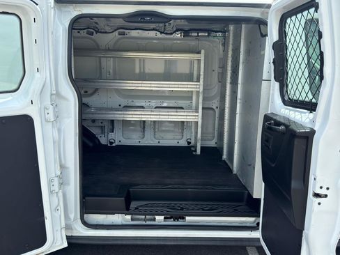 Used 2016 Ford Transit 150 130 Low Roof RWD image 7