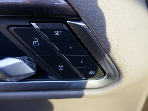 New 2026 Chevrolet Silverado 1500 LTZ w/ LTZ Premium Package image 17