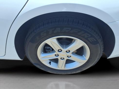 Used 2024 Chevrolet Malibu LT FWD image 8