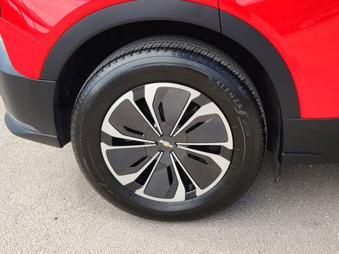 Used 2024 Chevrolet Blazer EV LT image 12