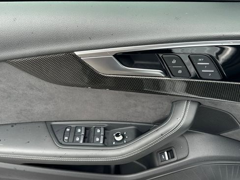 Used 2022 Audi S4 Prestige image 11