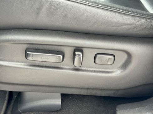 Used 2023 Honda Passport EX-L image 16