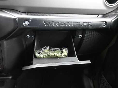 Used 2021 Jeep Wrangler Unlimited Sport AWD/4WD image 60