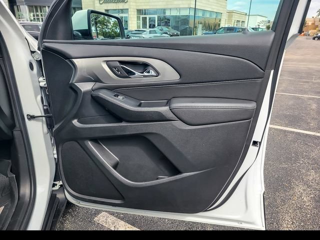 Certified 2023 Chevrolet Traverse LT FWD image 24